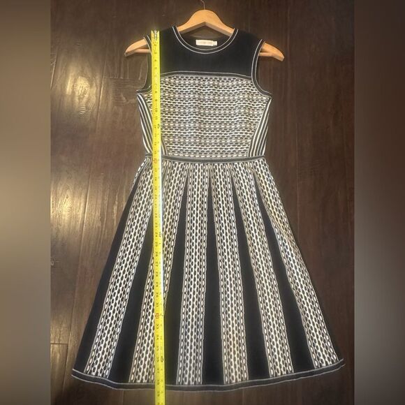 Tory Burch 'Monique' Black & White Cotton Sweater Dress Size XS - Picture 6 of 8